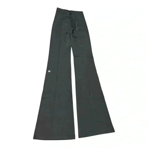 Lululemon Define Zip-Front Black High-Rise Flared Pant - Picture 4 of 12